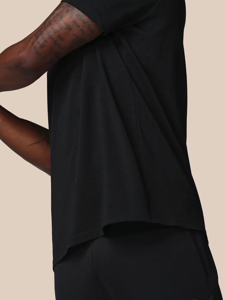 Herren Adapt Kurzarm Grafik T-Shirt - Castore Schwarz