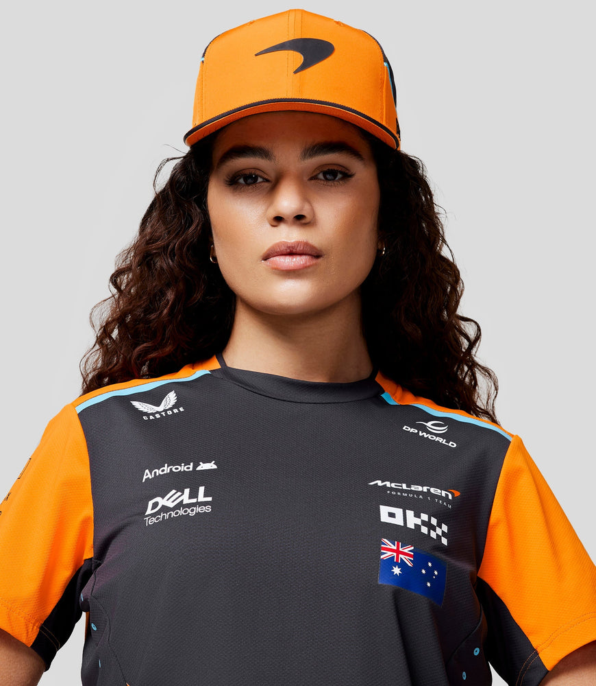 Damen McLaren Offizielles Teamwear Set Up T-Shirt Oscar Piastri Formel 1 – Phantom/Papaya