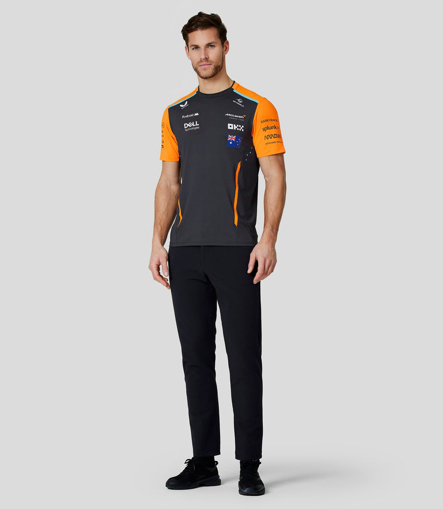 Herren McLaren Offizielles Teamwear Set Up T-Shirt Oscar Piastri Formel 1 – Phantom/Papaya